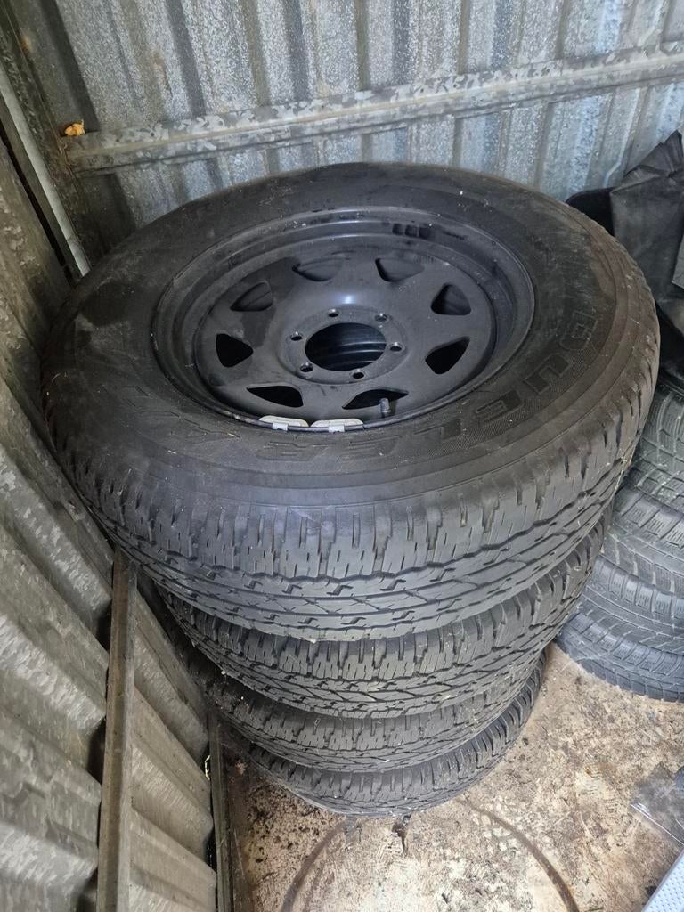 Jantes tôle noir pour toyota Land cruiser 2007 ou autre..., Autos : Pièces & Accessoires, Pneus & Jantes, 265 mm, Enlèvement, Utilisé