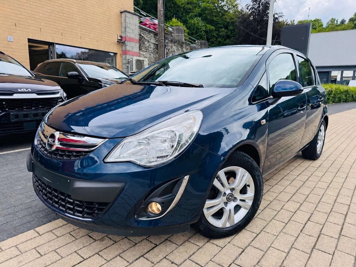 Opel Corsa Corsa 1.4i Enjoy (automatique), https://public.car-pass.be/vhr/ed6be00d-456d-4fc0-800d-52148fe78b2d, 90 ch, Entreprise
