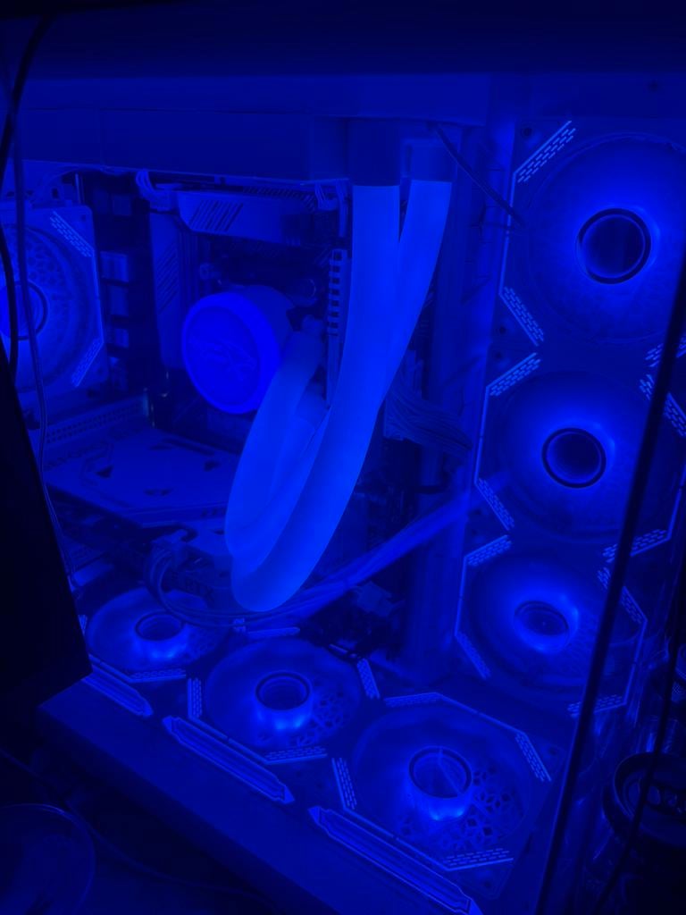 Msi game computer, Enlèvement, Comme neuf