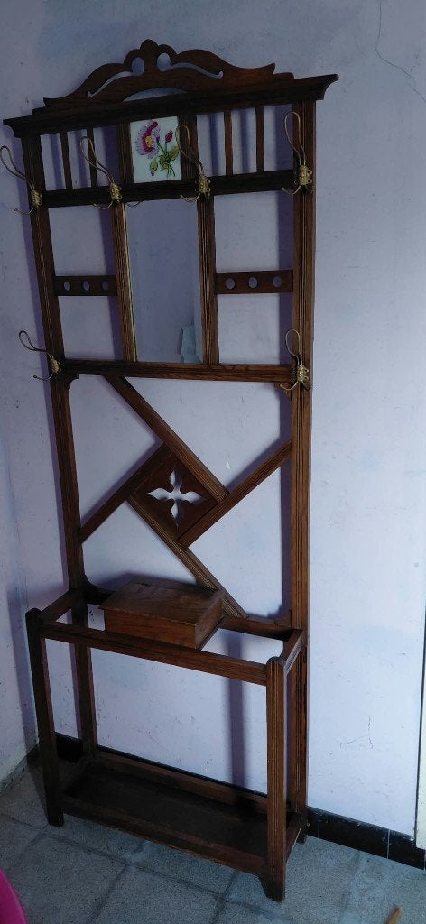 Antieke kapstok, Ophalen
