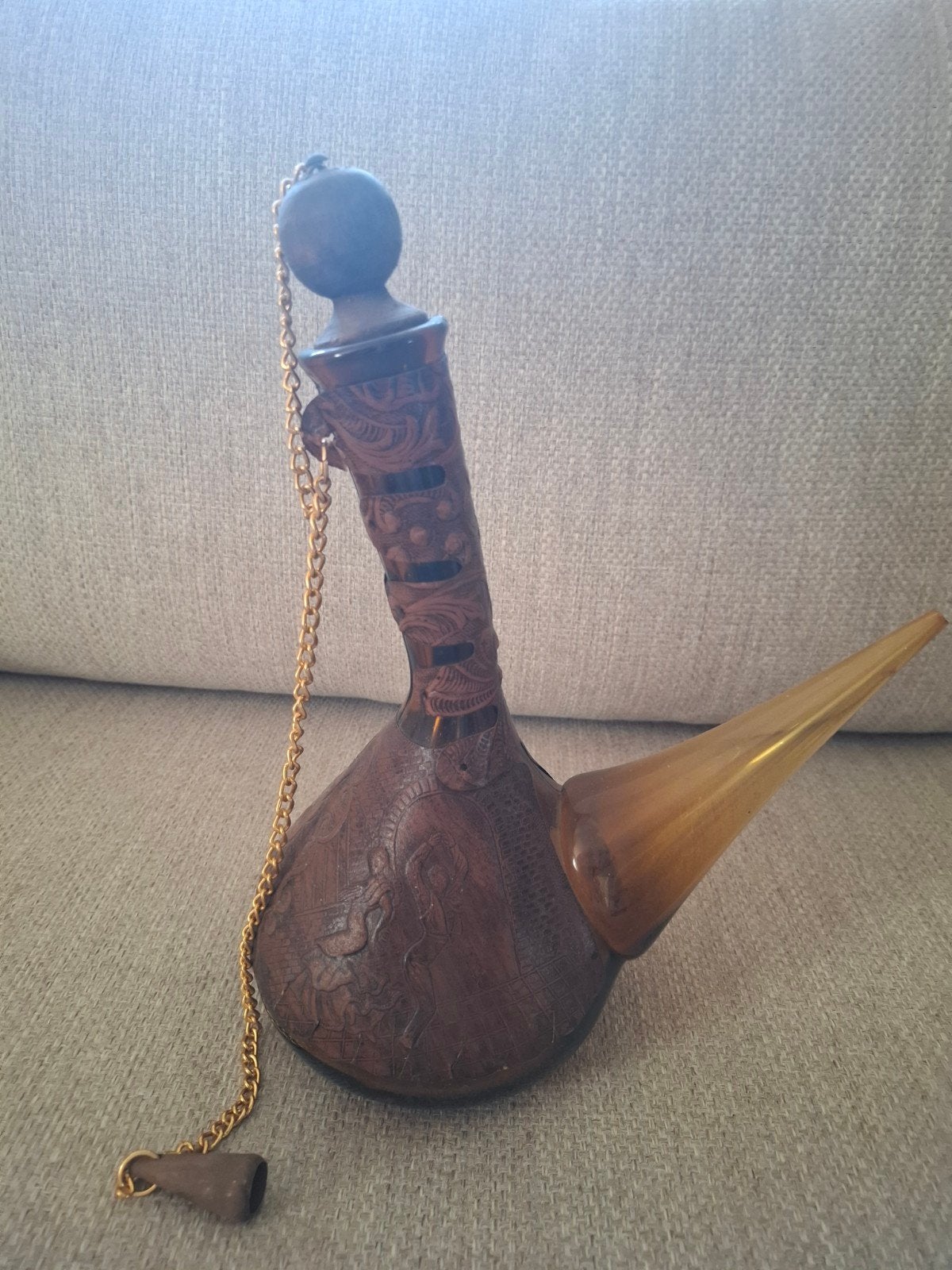 Cruche en bois gravée, Enlèvement ou Envoi
