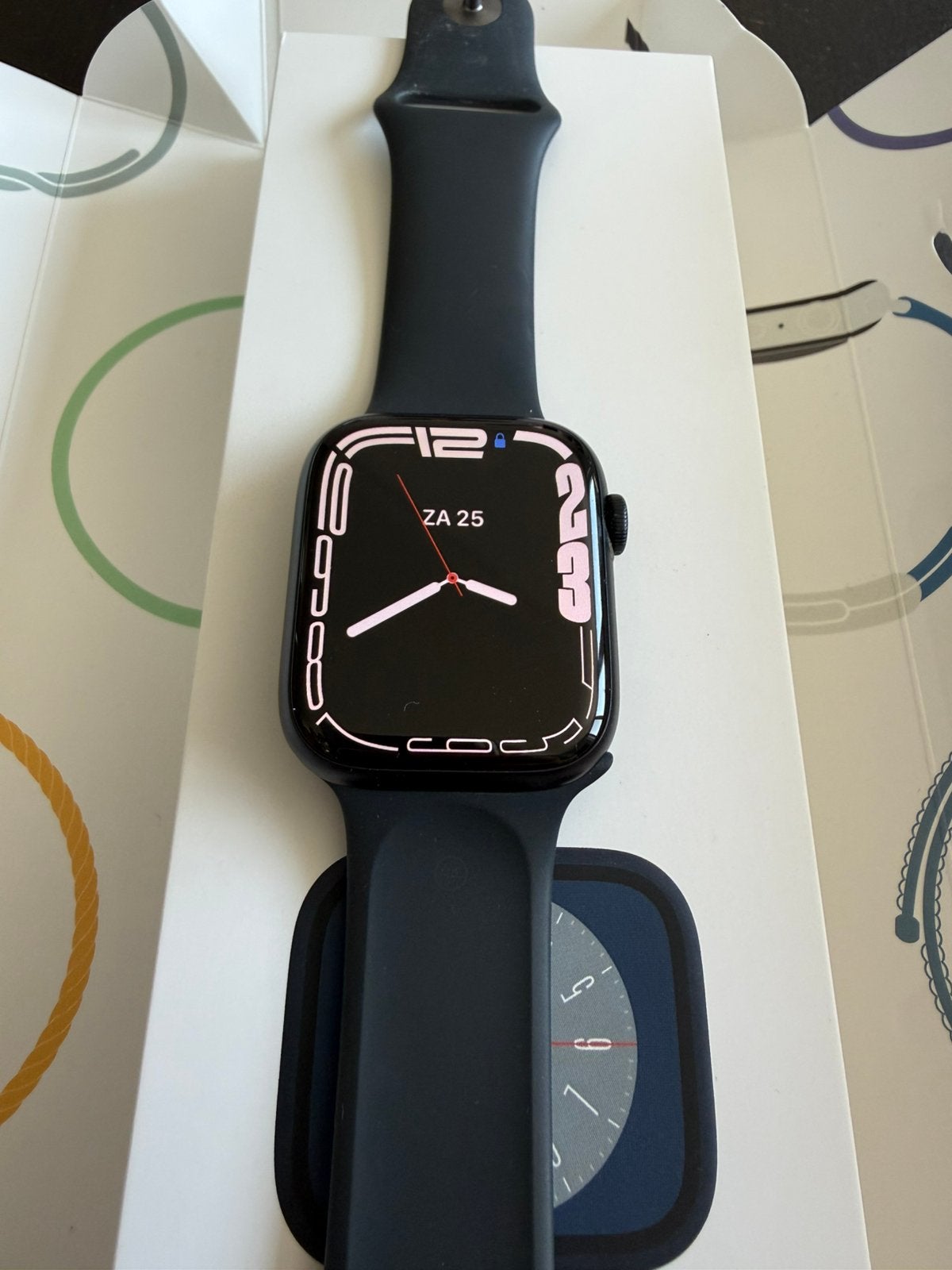 Apple watch series 8, Handtassen en Accessoires, Smartwatches, Ophalen, Zo goed als nieuw, Zwart, IOS
