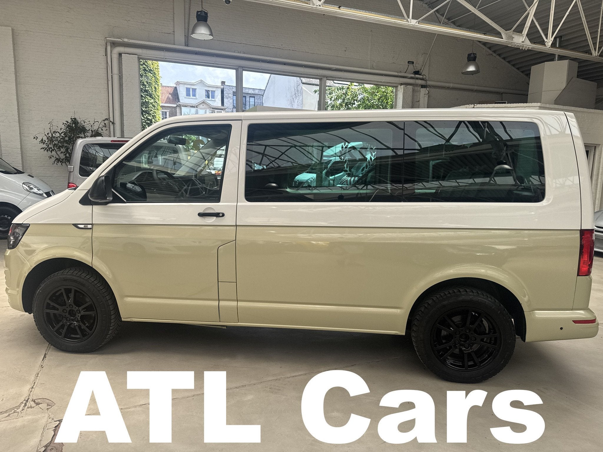 Volkswagen Transporter 4x4 | Automaat | 8+1 Minibus |Webasto, Auto's, Automaat, Gebruikt, 4 cilinders, Wit