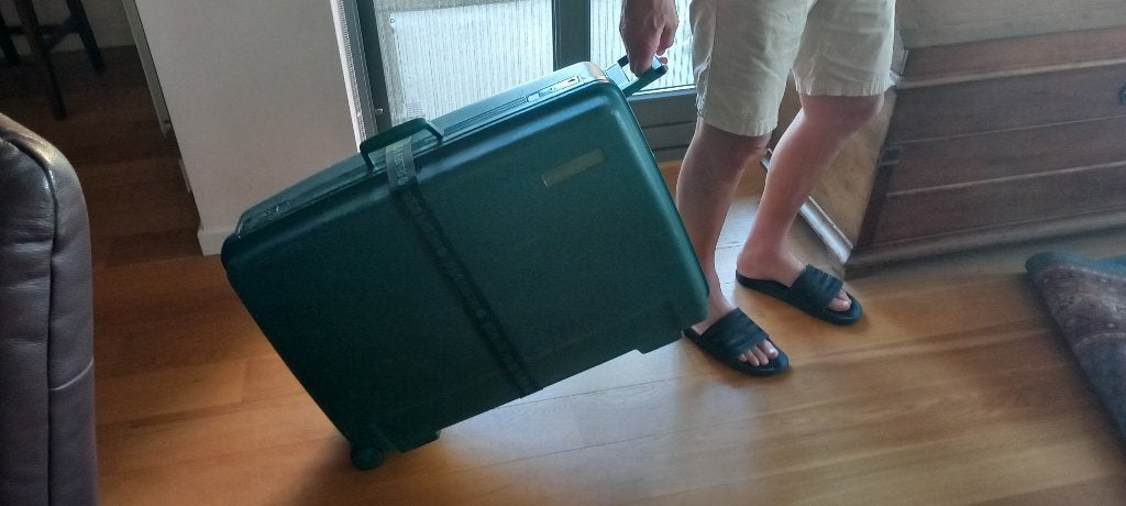 Grande valise DELSEY dure - vintage 5,500kg, Enlèvement, Utilisé, Plastique dur, Clé