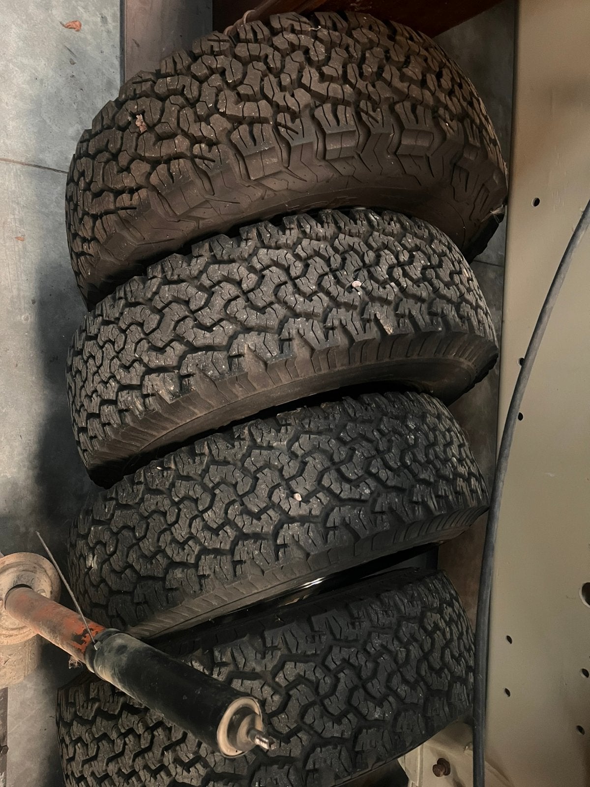 4x BF Goodrich All Terrain 245/75r16, Ophalen, Zo goed als nieuw