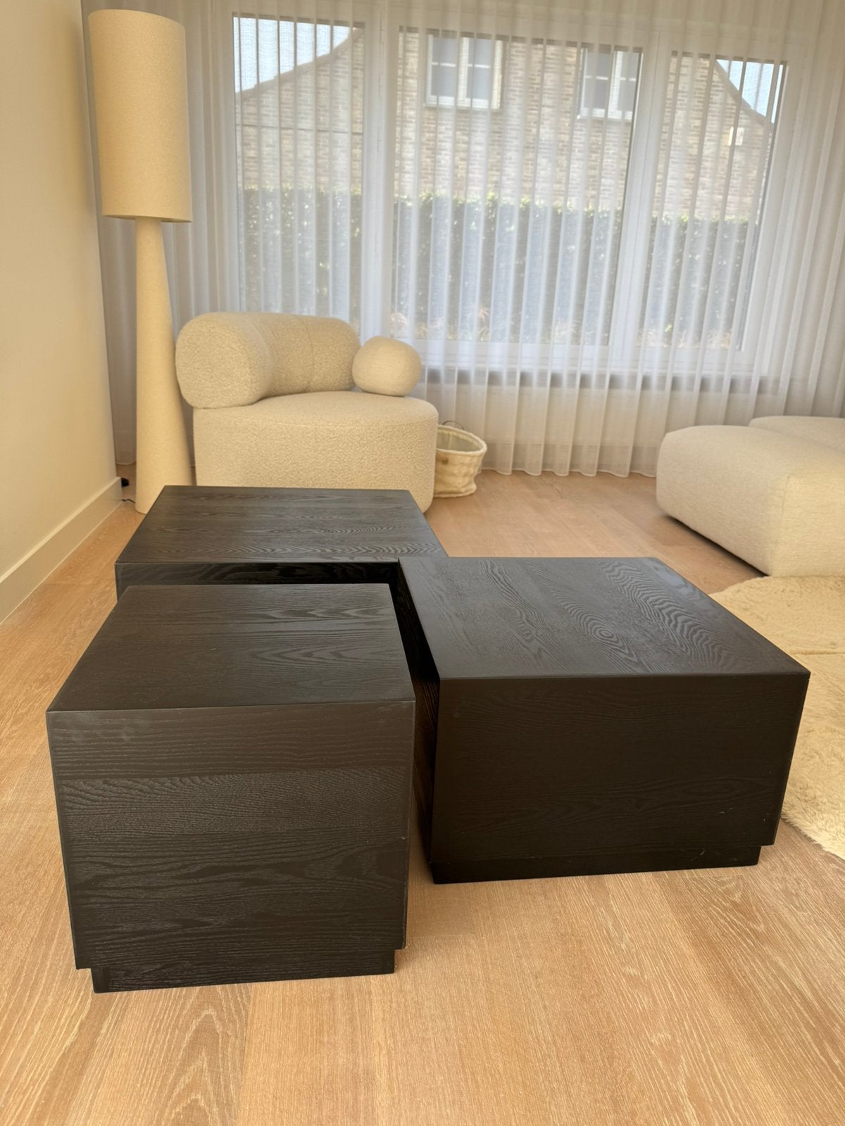 Set van 3 zwarte houten tafels, Ophalen of Verzenden, Gebruikt
