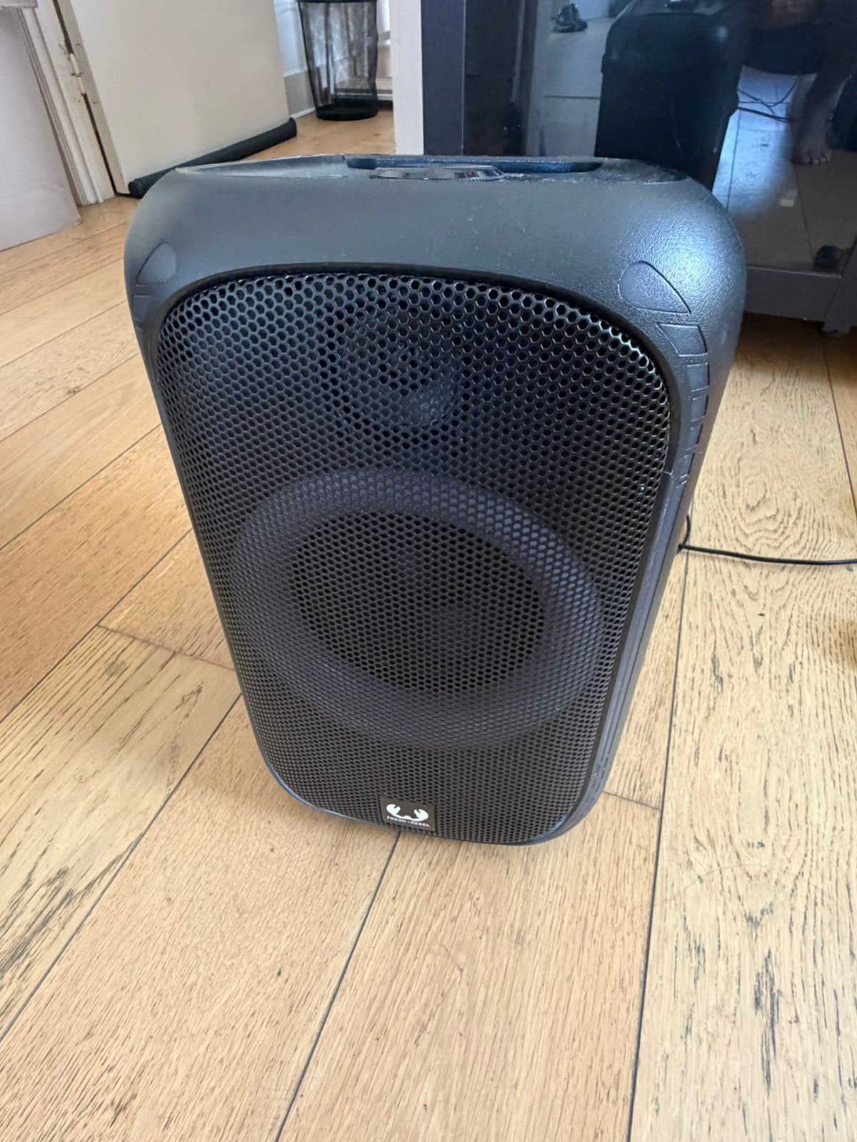 Enceinte Bluetooth Fresh ’n Rebel Party Loud M — 200W, Enlèvement ou Envoi, Comme neuf