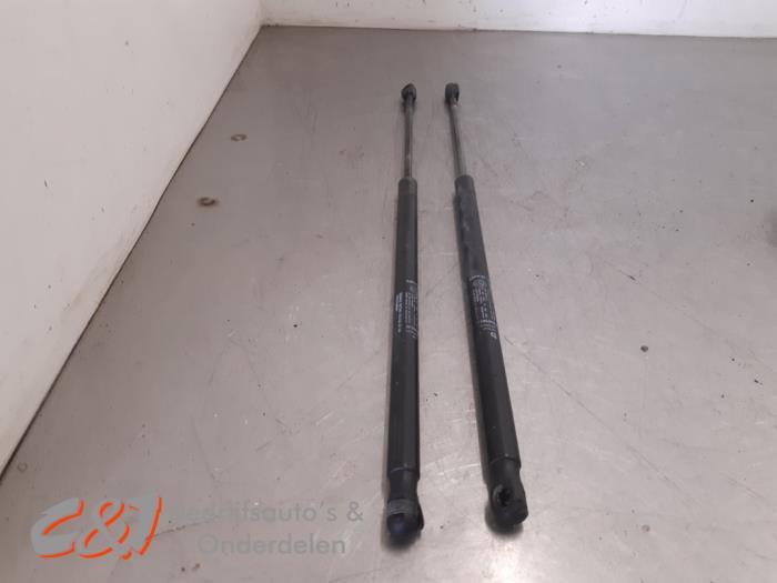 Kit amortisseur gaz hayon d'un Fiat Fiorino, -, 3 mois de garantie, Utilisé, Fiat
