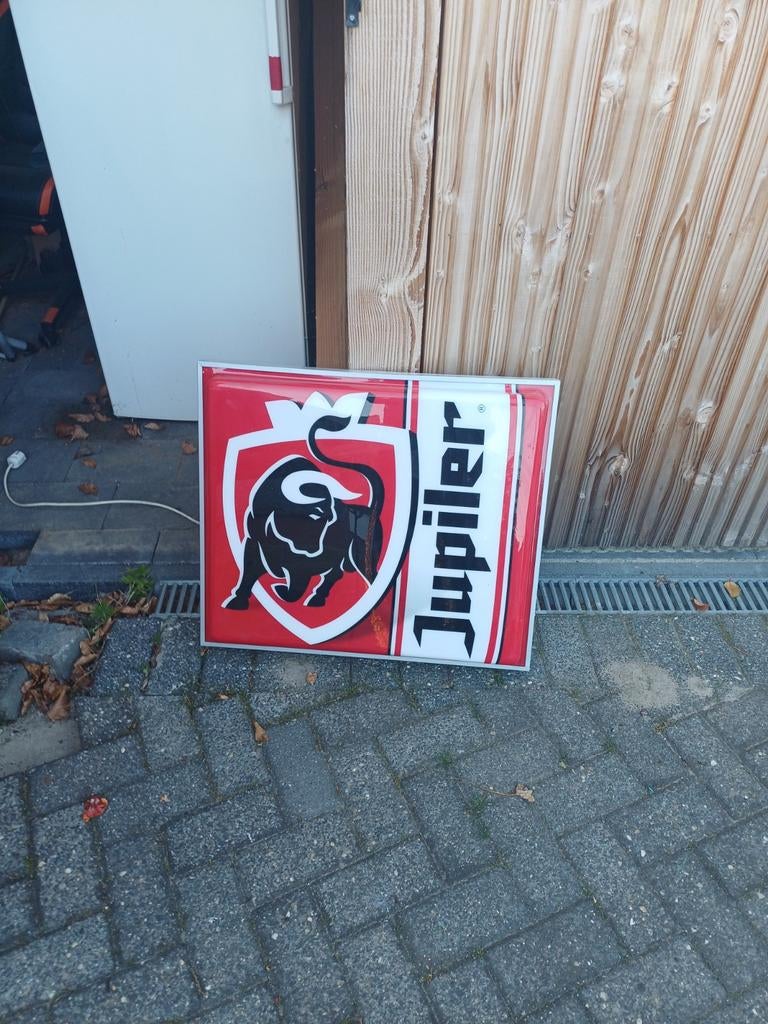 Jupiler lichtreclame, Ophalen, Zo goed als nieuw, Jupiler