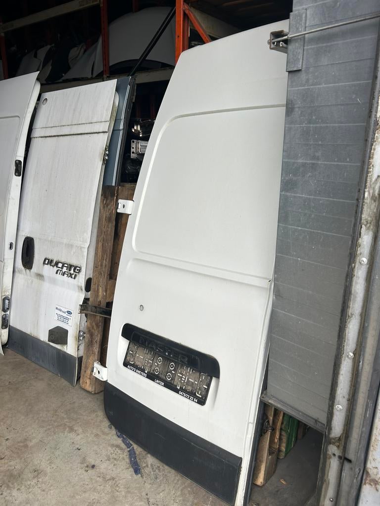 Porte arriere renault master 2017, Enlèvement, Renault