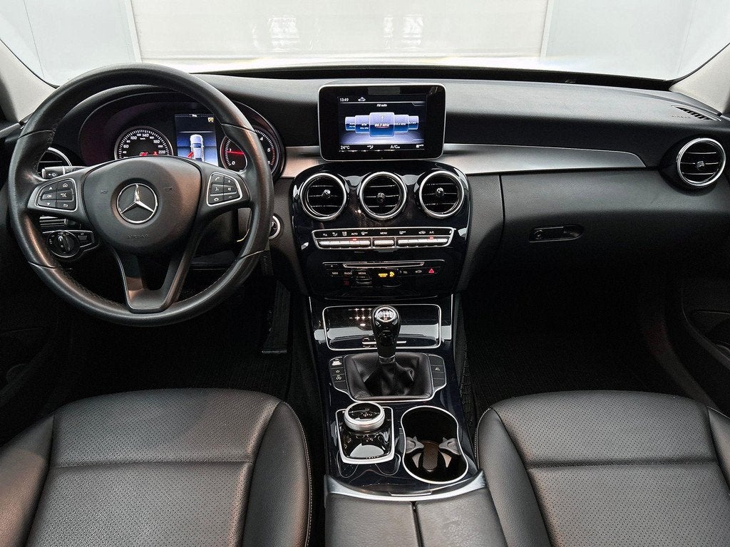 Mercedes-Benz C-klasse 180 D Berline Luxury Line | Night Pac, Auto's, https://public.car-pass.be/vhr/fa78e8fb-4d71-4a4c-b909-435e3a23ba31