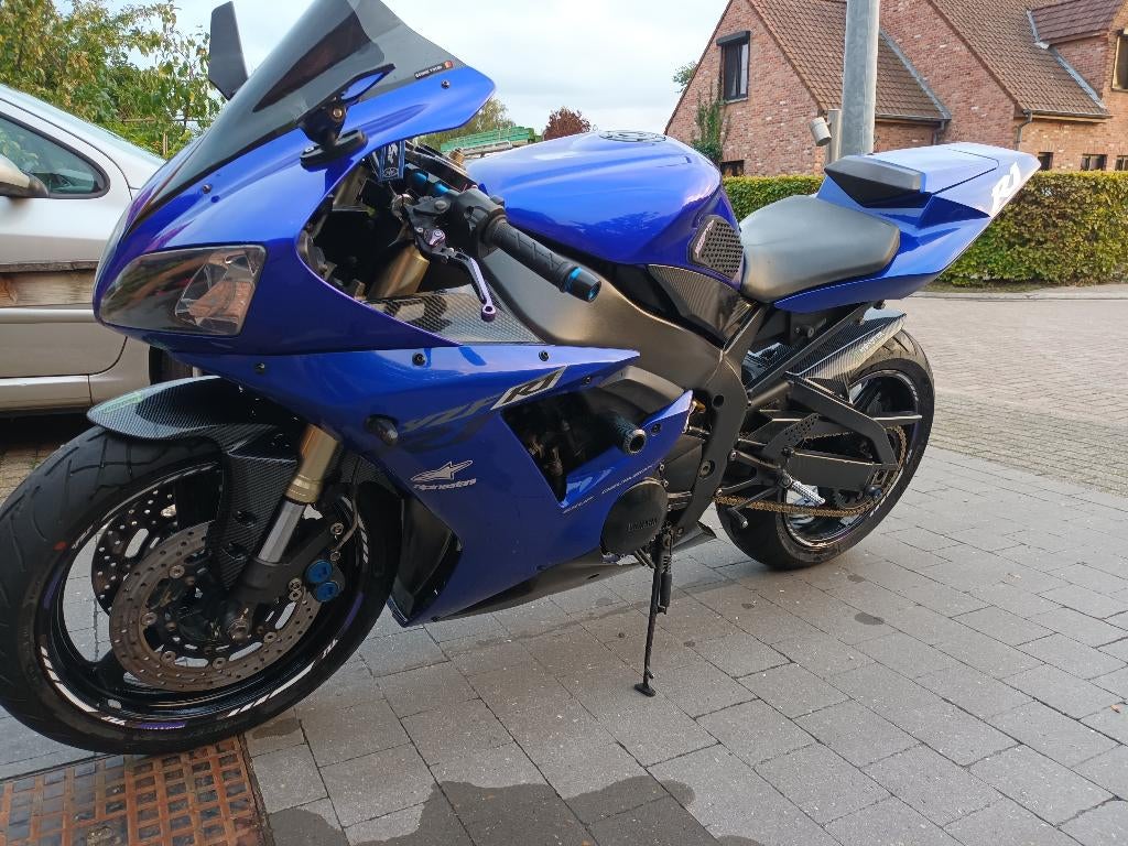 Yamaha R1 2003 ( RN09) injectie, Motoren, Motoren | Yamaha, Sportuitlaat, 4 cilinders, Motorrijbewijs A, Gebruikt