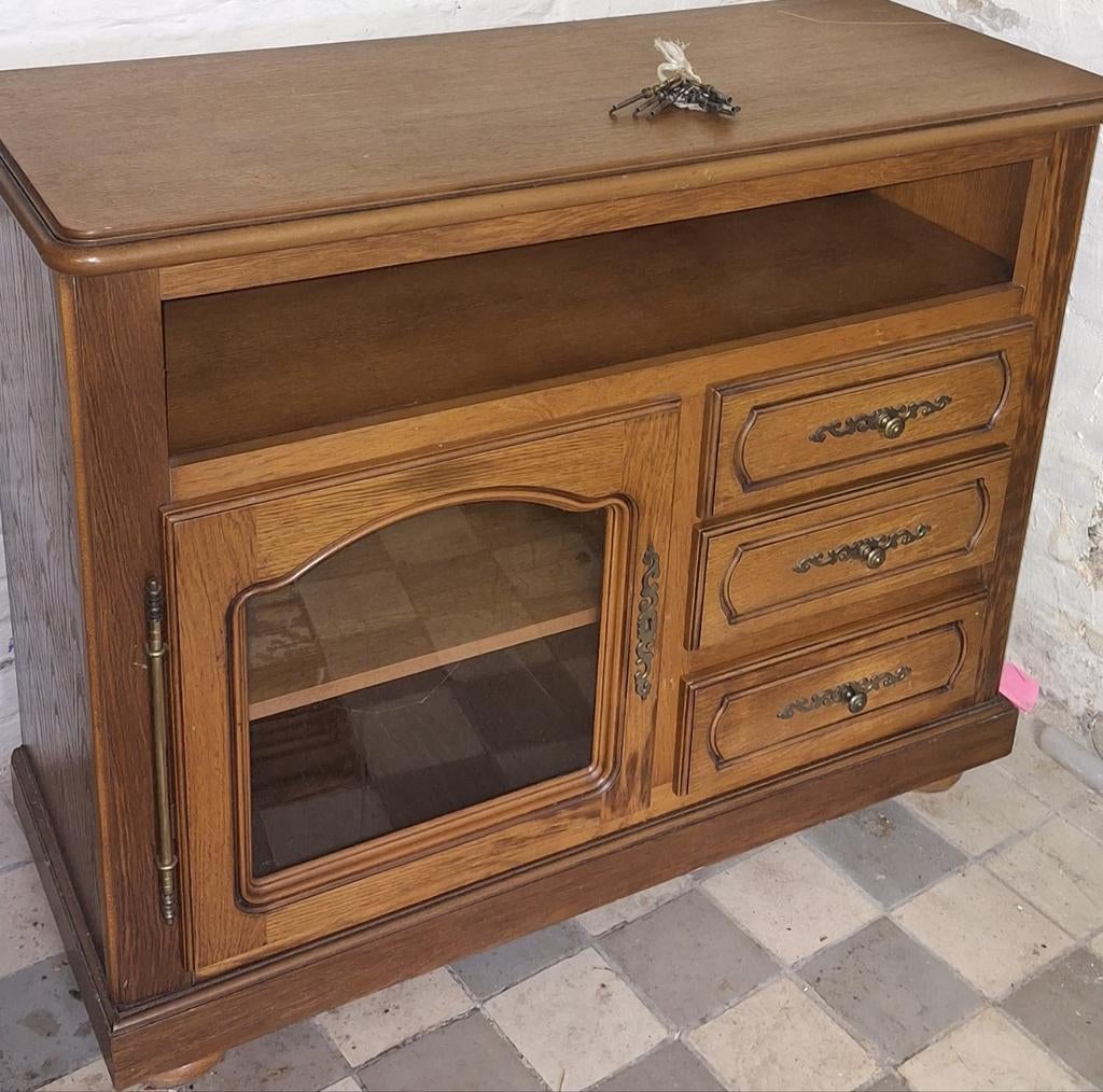 Commode dressoir, Enlèvement