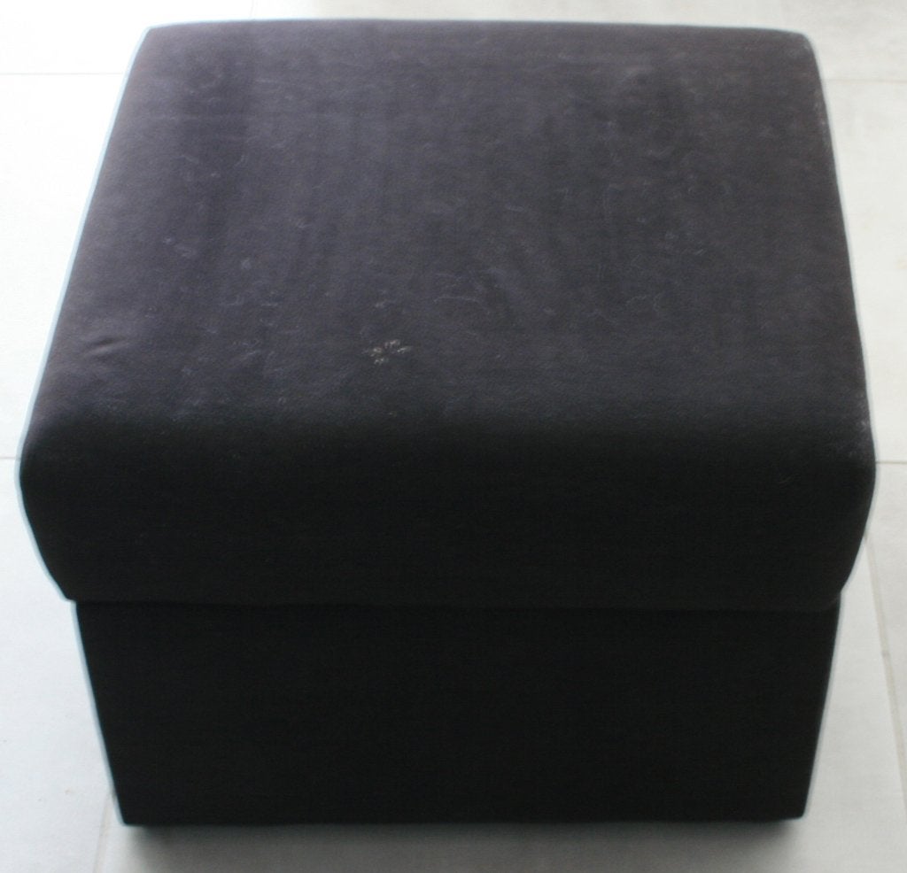 Pouf coffre de rangement noir – 55  55 cm Assise rembourrée, Maison & Meubles, 50 à 100 cm, Synthétique, Enlèvement, Utilisé