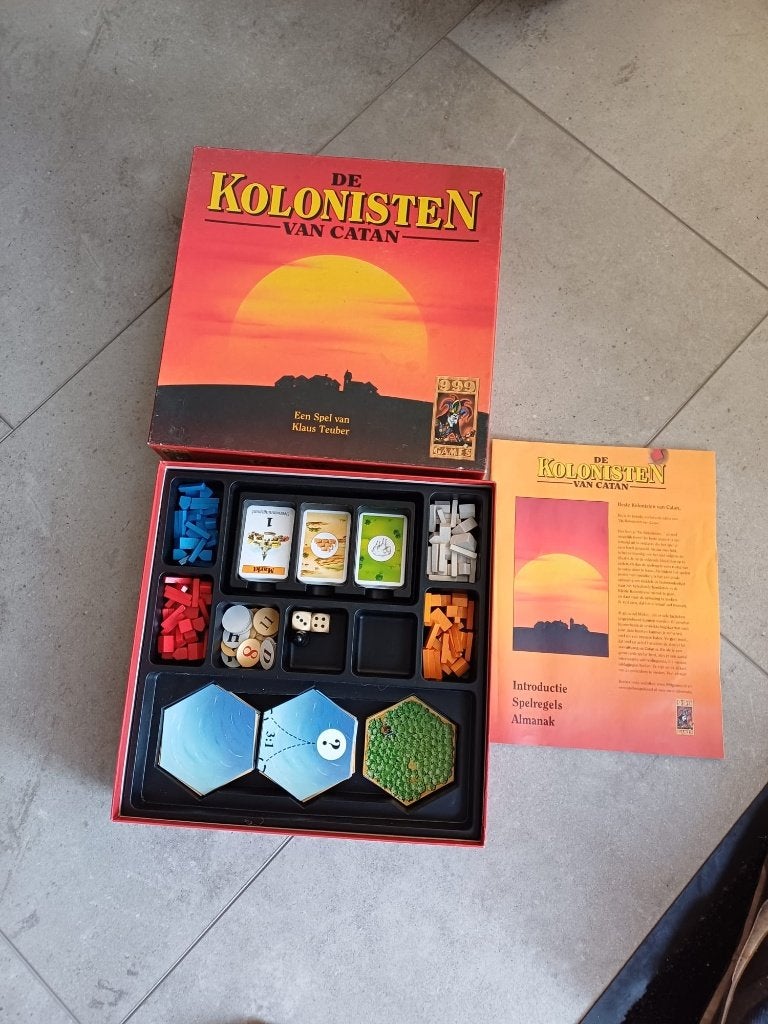 bordspel basisspel houten speelstuk Kolonisten Catan, Hobby en Vrije tijd, Een of twee spelers, Ophalen of Verzenden, Zo goed als nieuw