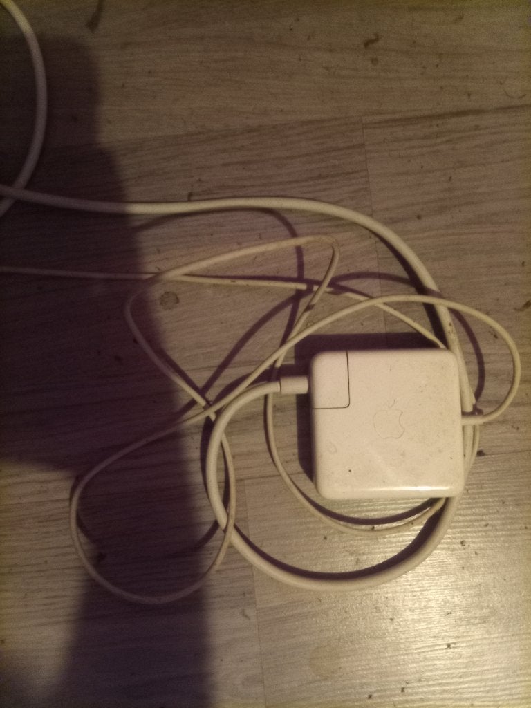 laptop oplader voor mac book pro, Computers en Software, Ophalen, Zo goed als nieuw, Apple