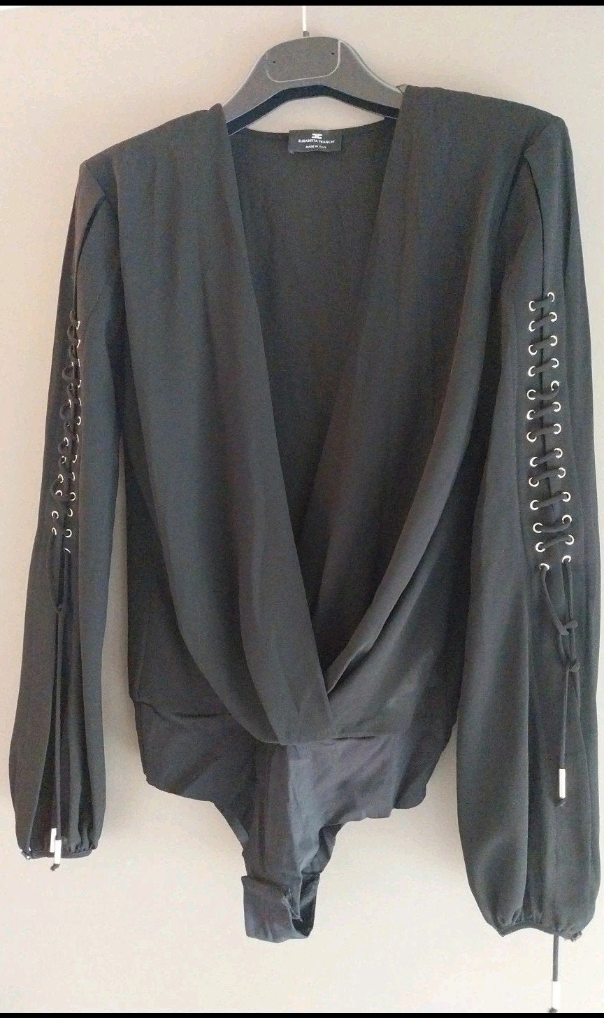 prachtige body van elisabetta franchi, Vêtements | Femmes, Blouses & Tuniques, Taille 38/40 (M), Comme neuf, Enlèvement, Elisabetta franchi
