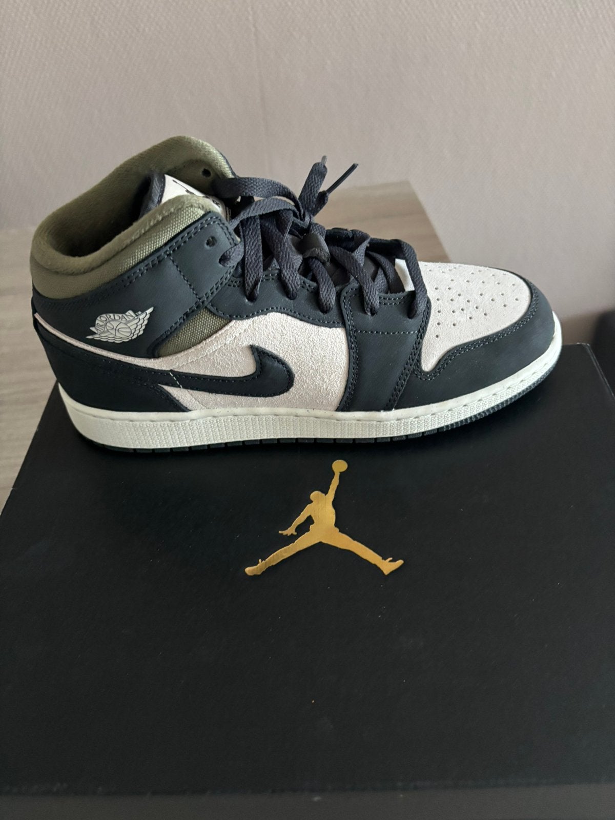Nike jordan pointure 40, Neuf, Enlèvement ou Envoi, Autres couleurs, Baskets