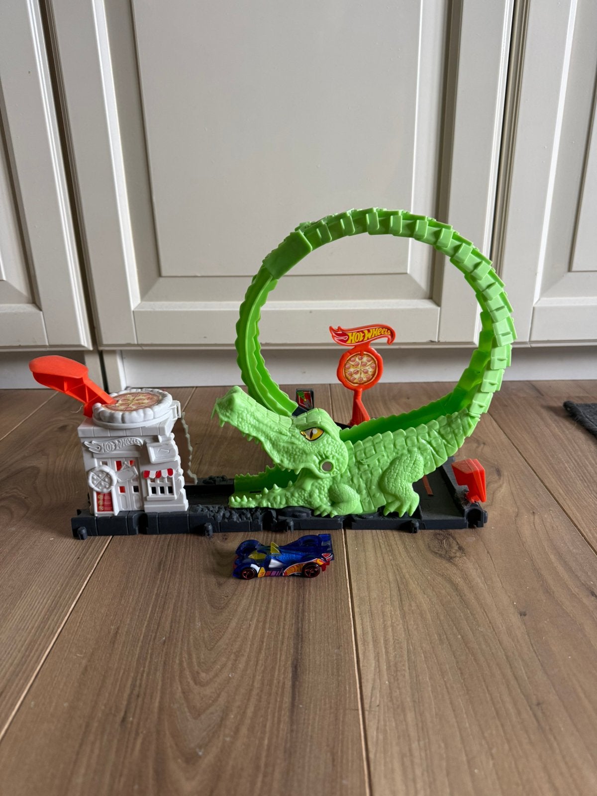 Hot Wheels Krokodil in de Aanval Looping speelset, Ophalen of Verzenden, Zo goed als nieuw, Hot Wheels