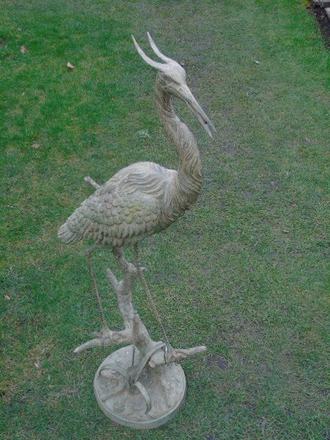 reiger in groen gepatineerd brons, waterstraal, ware grootte, Ophalen, Nieuw, Vijverrand