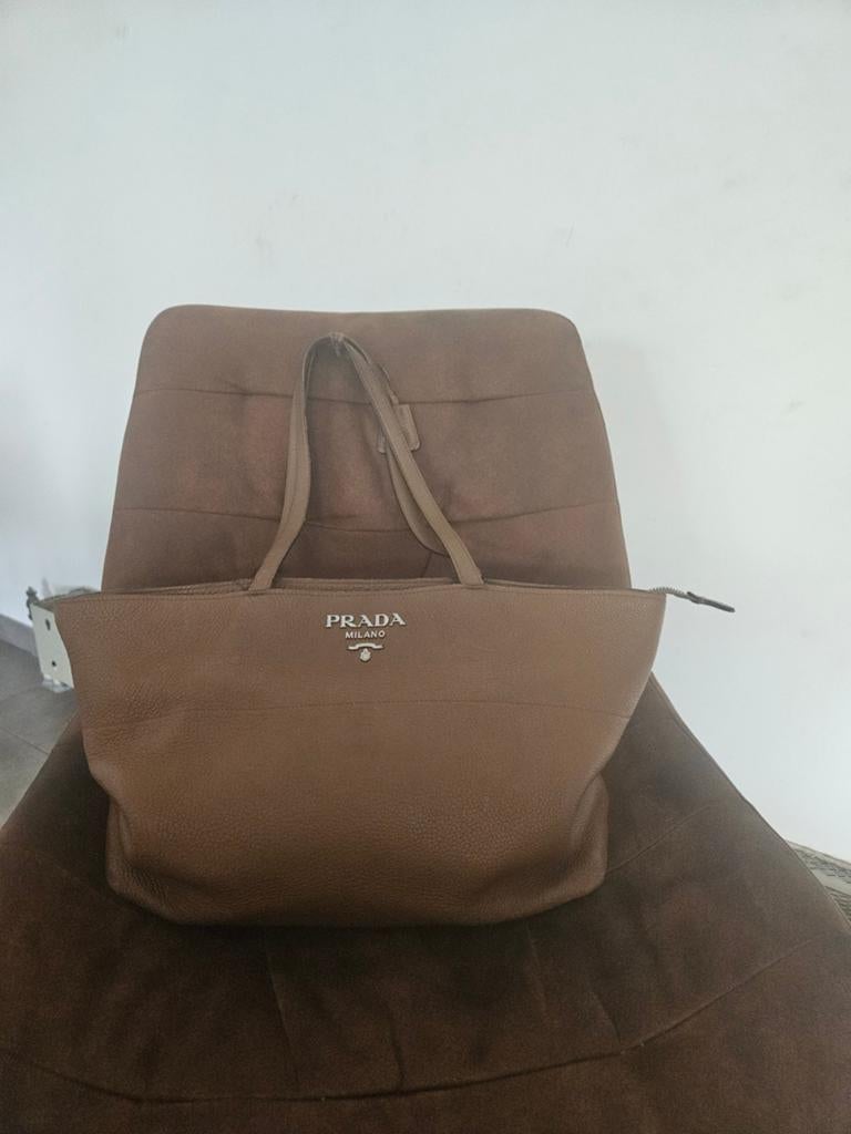 Prada Milano handtas, Ophalen, Handtas
