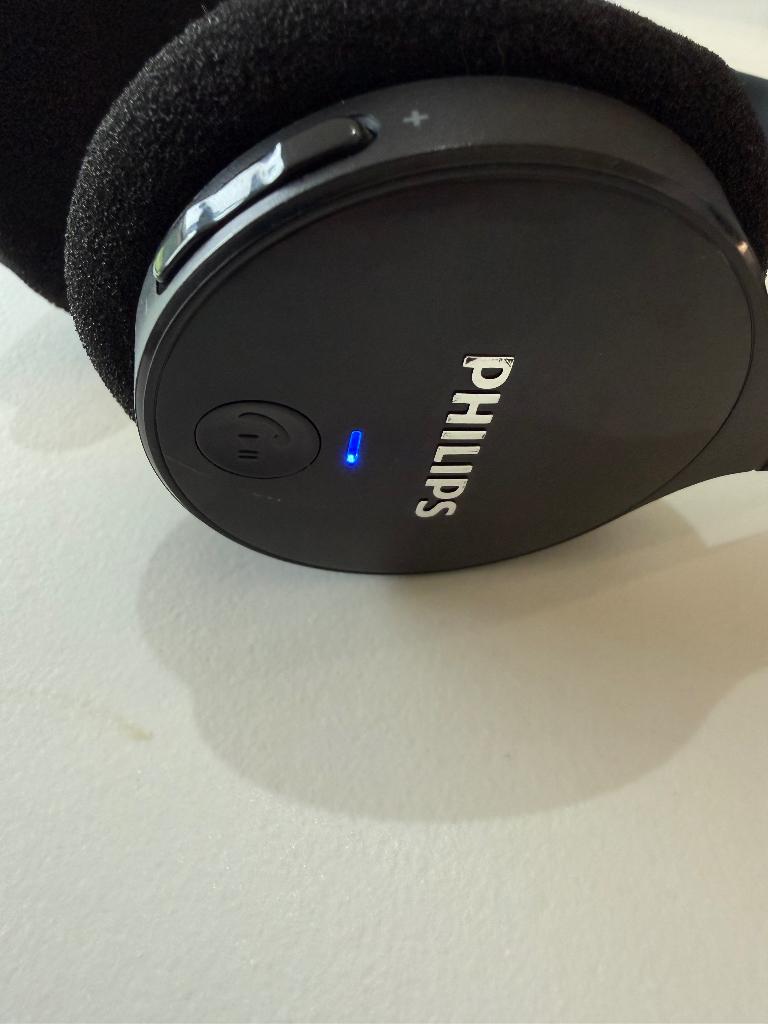 Casque audio Bluetooth Philips sans fil, rechargeable., Philips, Ophalen of Verzenden, Zo goed als nieuw, Over oor (circumaural)