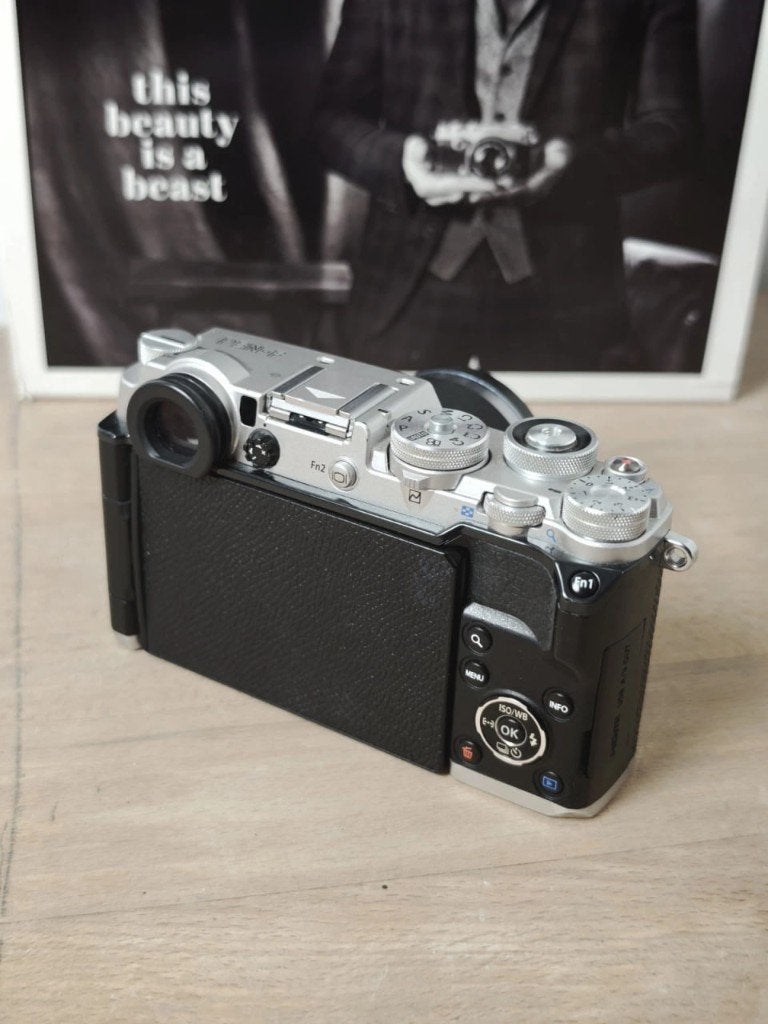 Olympus PEN-F Silver + M.Zuiko 45mm f/1.8, Gebruikt, Ophalen of Verzenden, Olympus, 20 megapixels