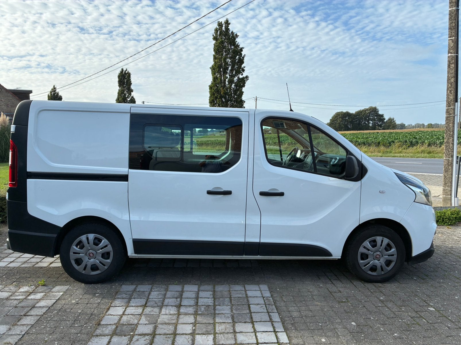 Renault Trafic 20DCI , 6pl , Dubbel Cabine, lichte vracht, Voorwielaandrijving, Stof, 4 cilinders, Wit