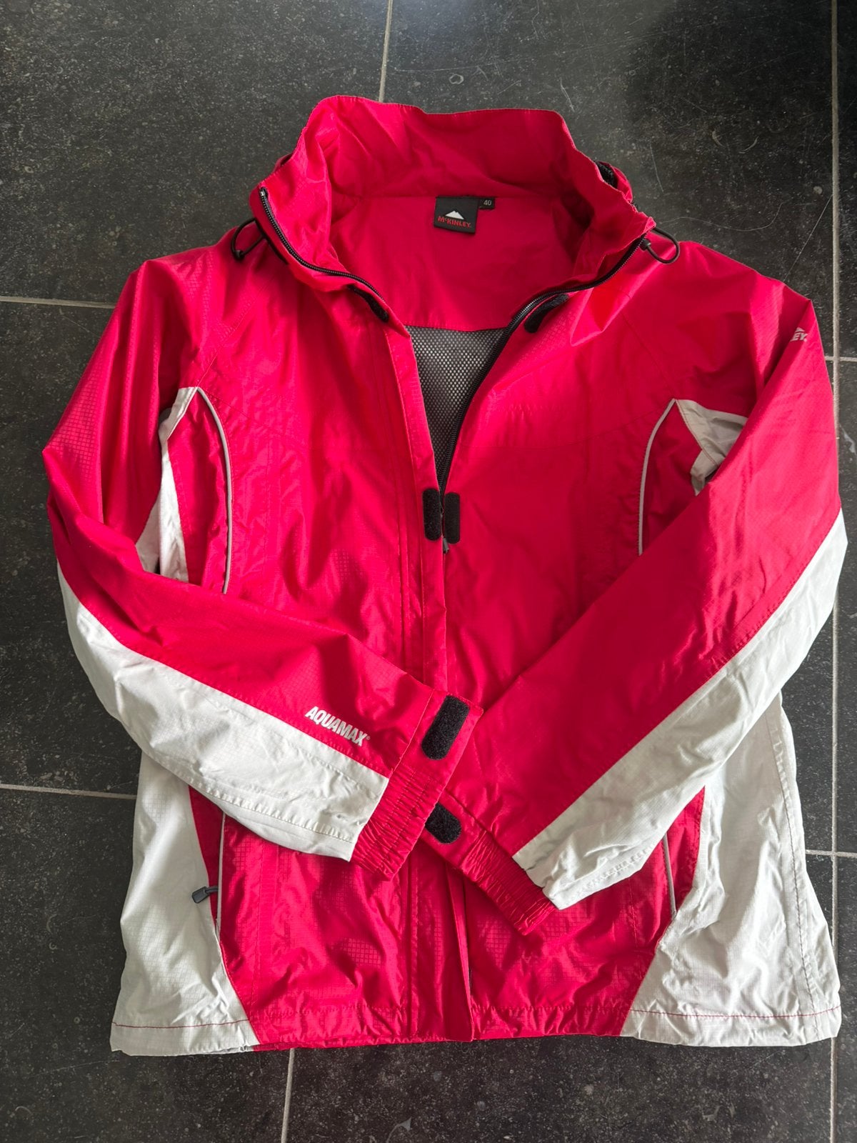 Regenjas vrouwen large/40- mc kinely, Caravanes & Camping, Vêtements de pluie, Enlèvement, Utilisé, Imperméable