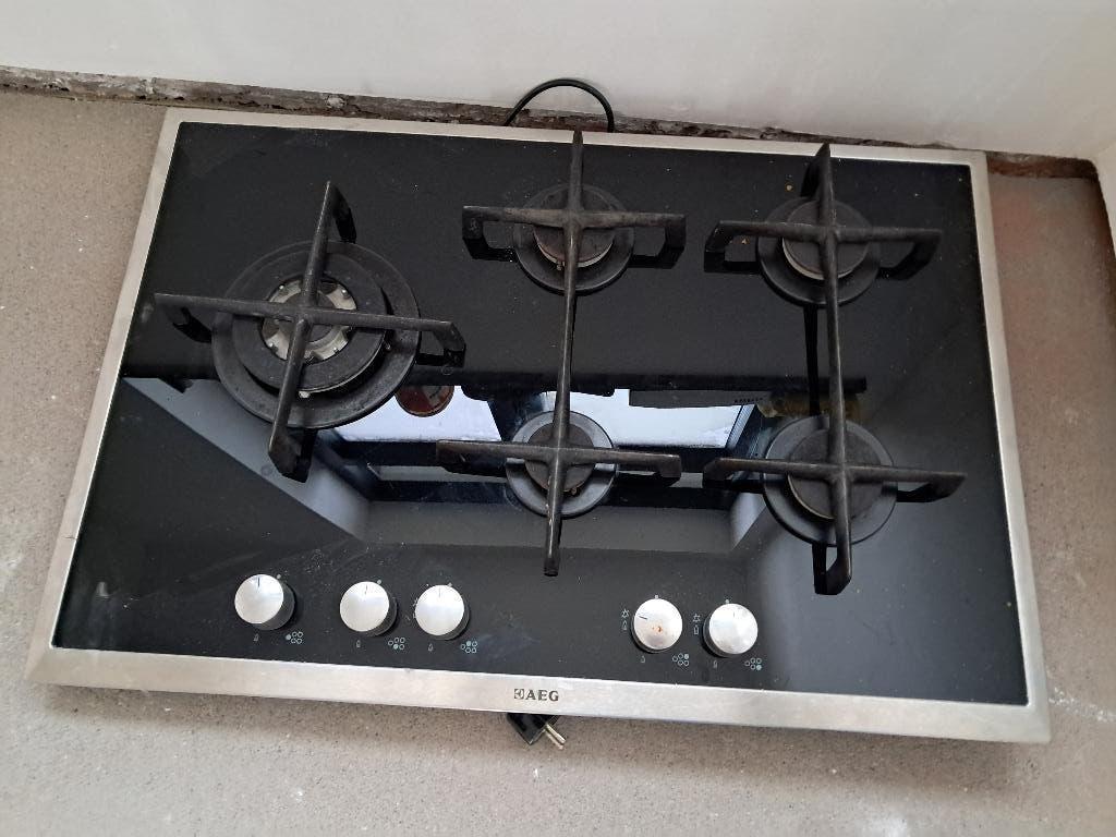 Ingebouwde gaskookplaat 5 pits AEG met garantie, Gaz, Enlèvement ou Envoi, Encastré, Utilisé
