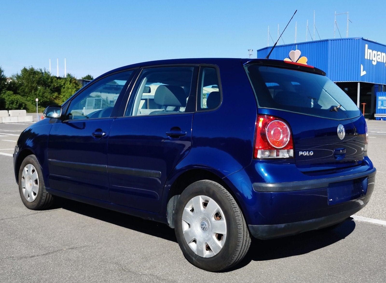 Volkswagen Polo 1.4 essence automatique, Auto's, Automaat, Blauw, Bedrijf, 5 zetels