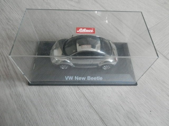 New Beetle chroom, schaal 1:43, Schuco, Ophalen, Zo goed als nieuw, Auto, Schuco