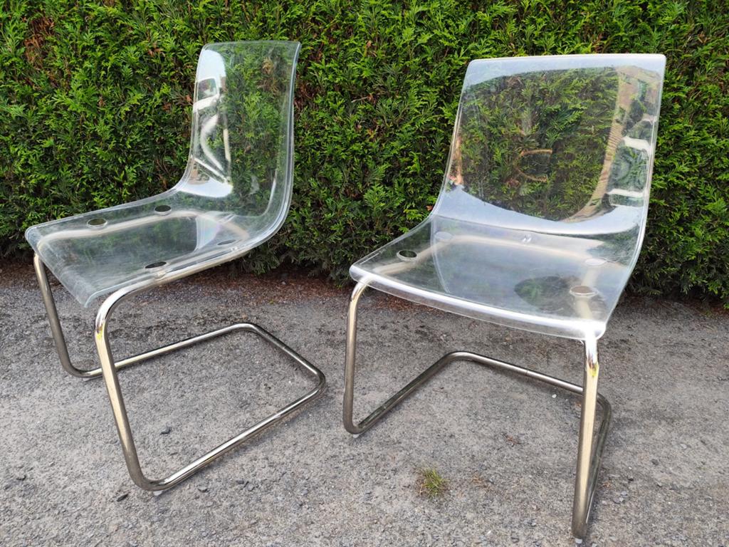 Doorzichtige ikea stoelen, Ophalen