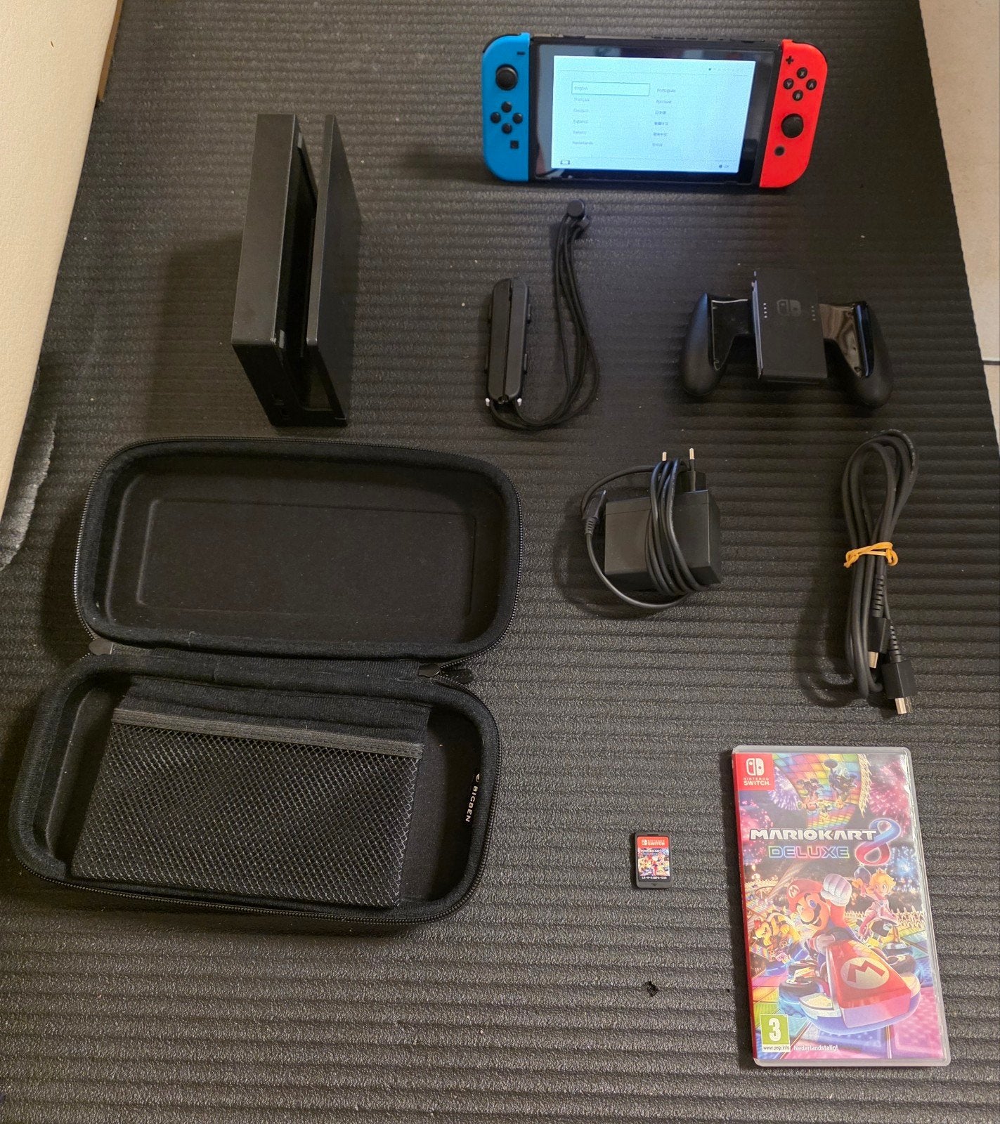 NINTENDO SWITCH MARIO KART PAKKET IN NIEUWSTAAT!, Games en Spelcomputers, Ophalen of Verzenden