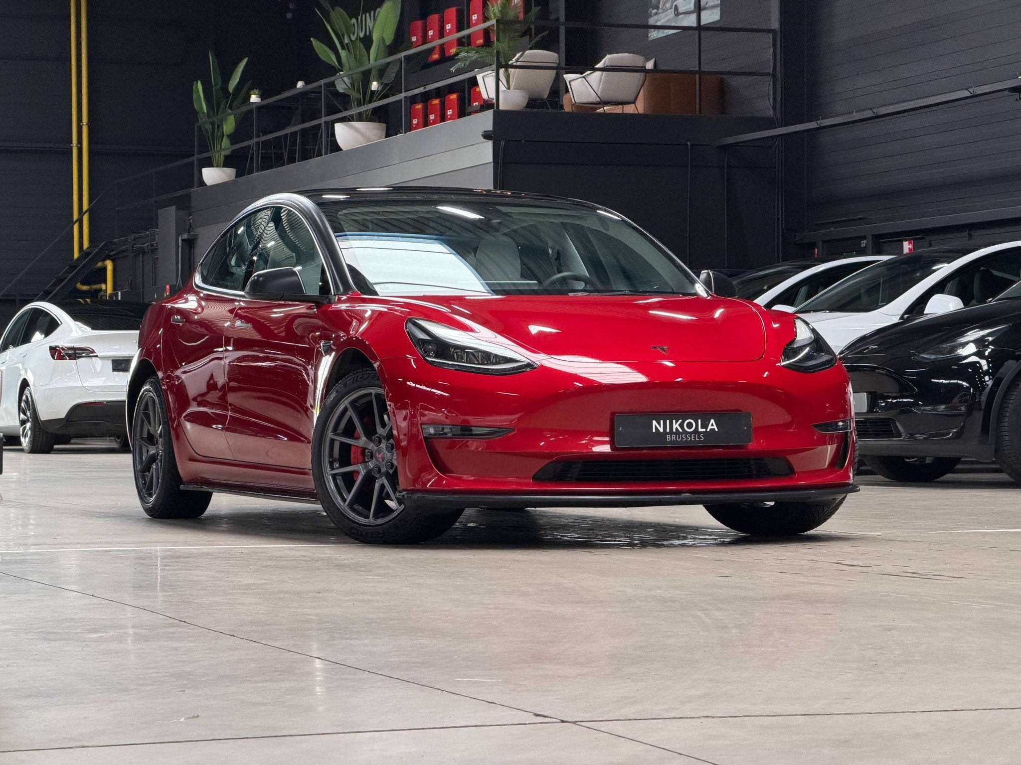 Tesla Model 3 MAXTON BODY KIT - LONG RANGE - ALL WHEEL DRIVE, Auto's, Tesla, Automaat, 4 deurs, Gebruikt, Vierwielaandrijving