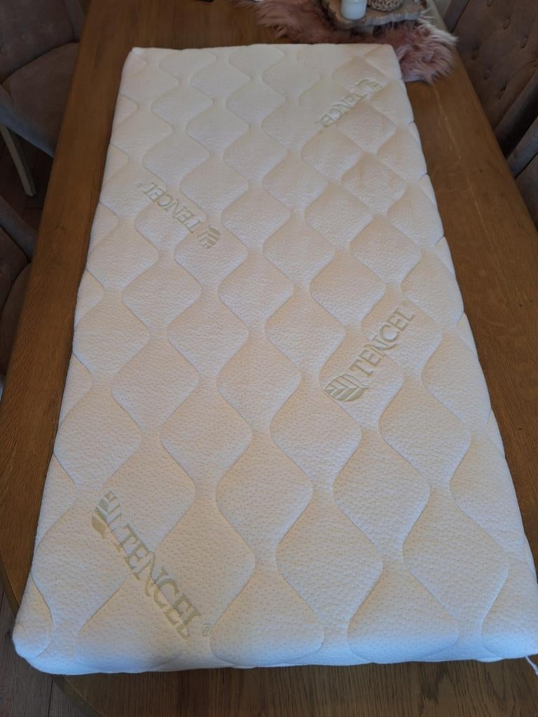 ZZZOO babymatras met een Tencel hoes 60cm-120cm, Enlèvement ou Envoi, Comme neuf, Matelas