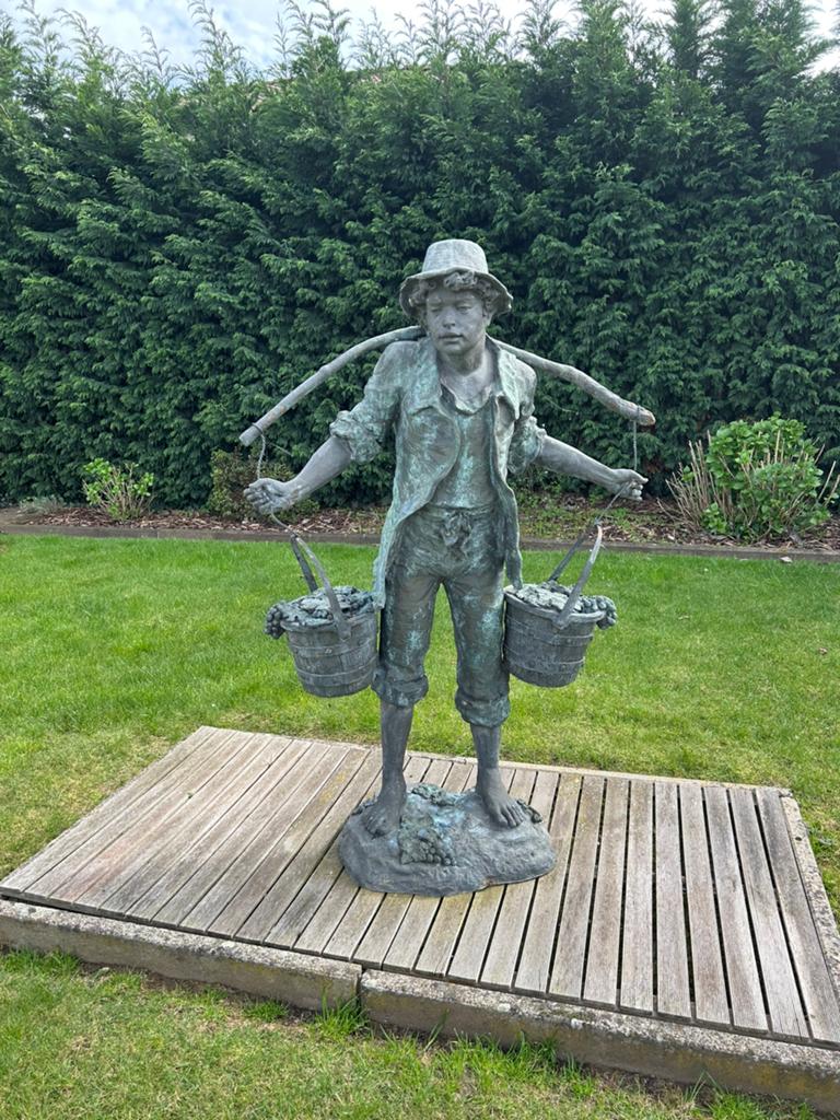 Bronzen beeld, Enlèvement, Utilisé