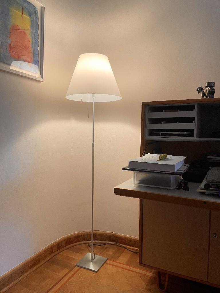Vloerlamp Costanza, Ophalen, 100 tot 150 cm, Zo goed als nieuw, Modern