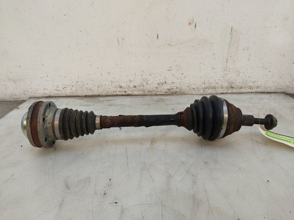 CARDAN AVANT GAUCHE (TRANSMISSION) Passat Variant (3C5), Volkswagen, Volkswagen AG, Utilisé, Kundenbetreuung@volkswagen.de