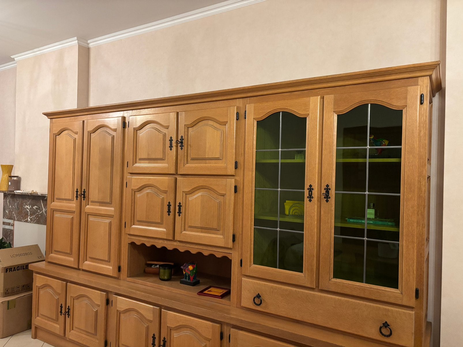 Gigantische massief houten kast, Huis en Inrichting, Ophalen, Zo goed als nieuw