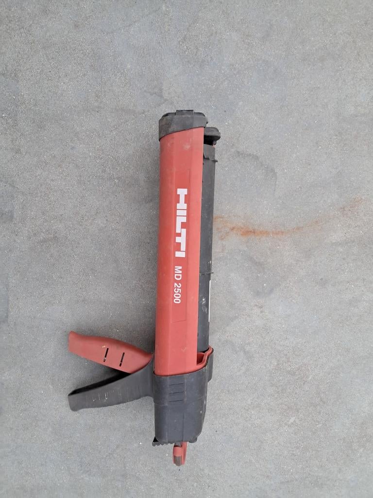 Hilti chemisanker spuit, Ophalen