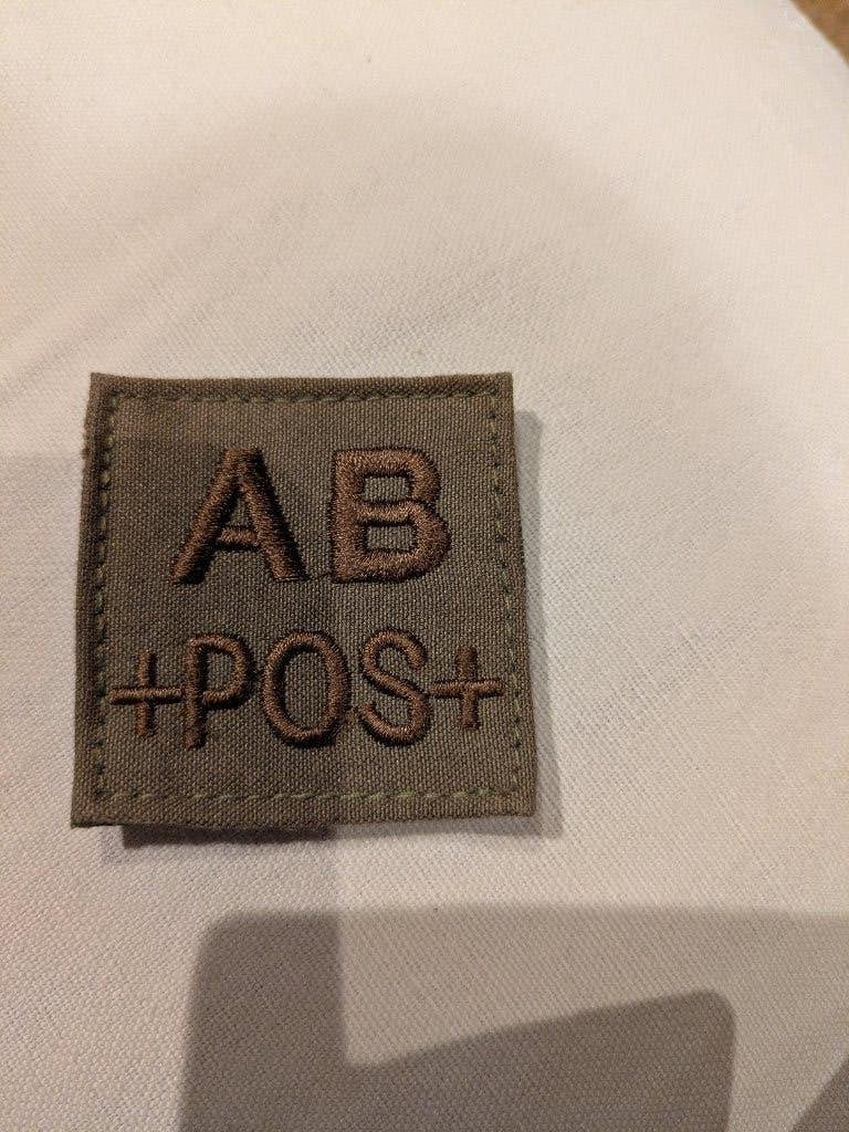 AB positief, Ophalen of Verzenden, Landmacht, Embleem of Badge