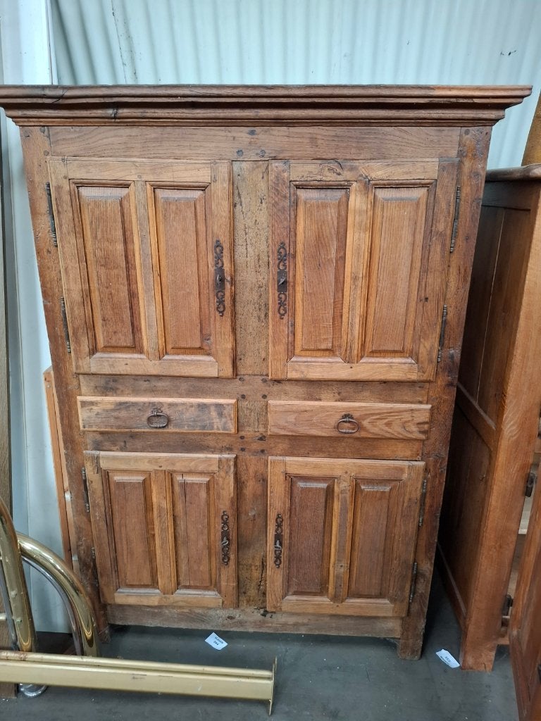 massieve eiken kast, Enlèvement