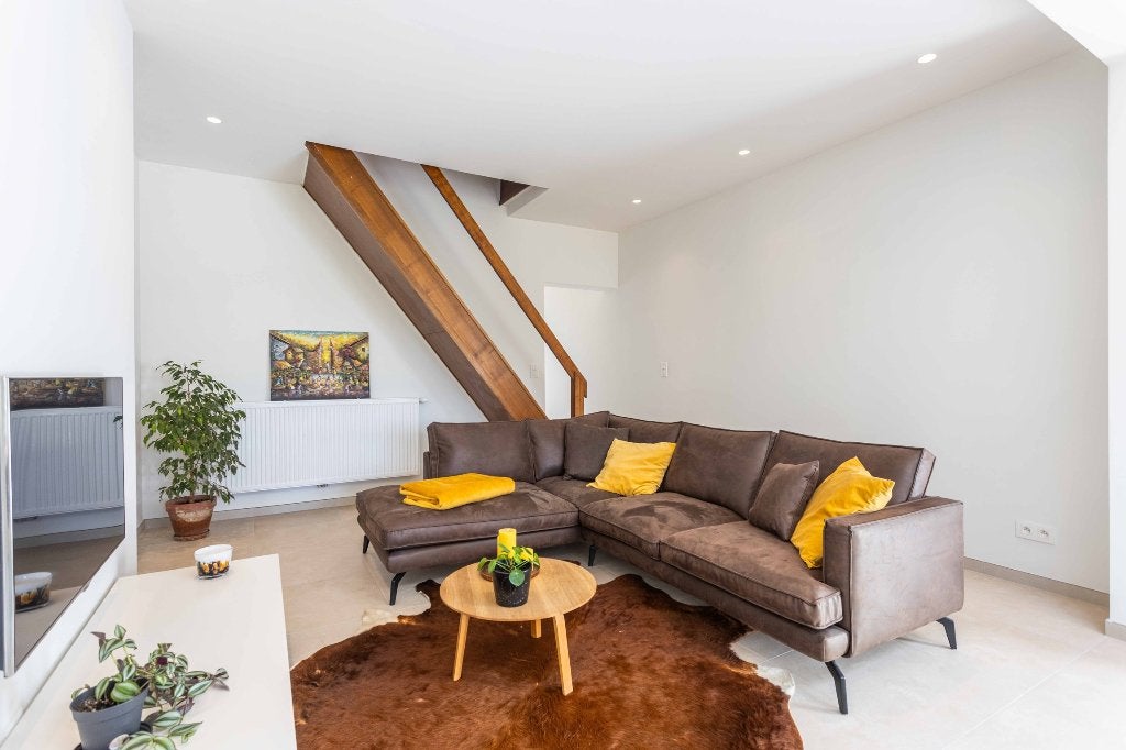 Zetel hoek bruin kunstleder Junto, Enlèvement, Comme neuf, Cuir, Rustiek modern
