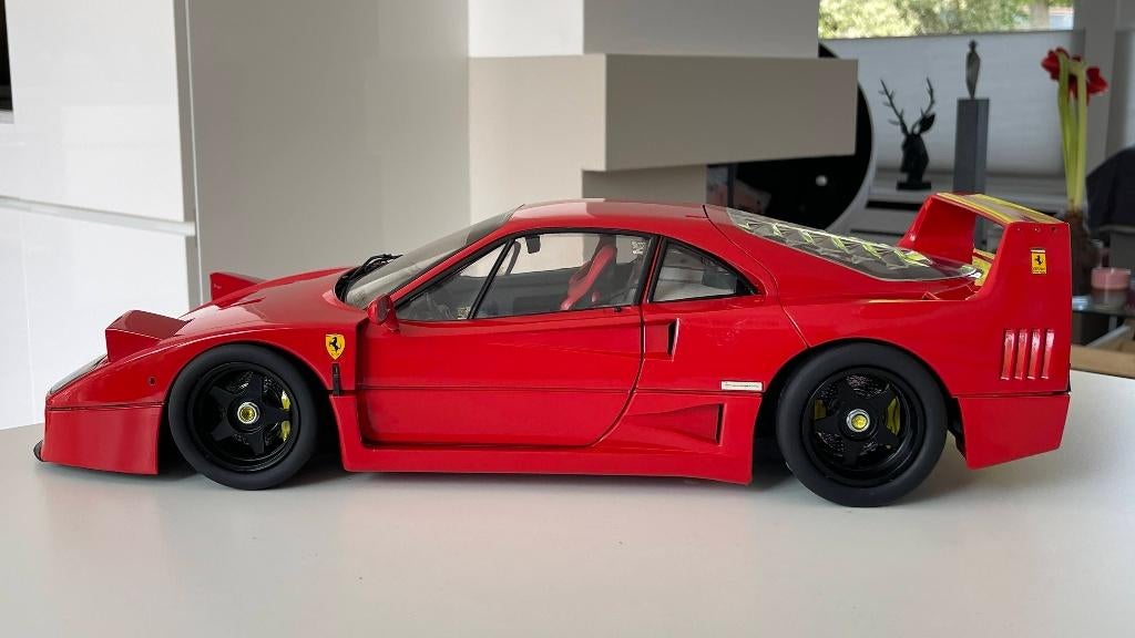 FERRARI F40 POCHER Rivarossi  Cod.K55 1:8 Black wheels, Hobby en Vrije tijd, Ophalen of Verzenden, Auto