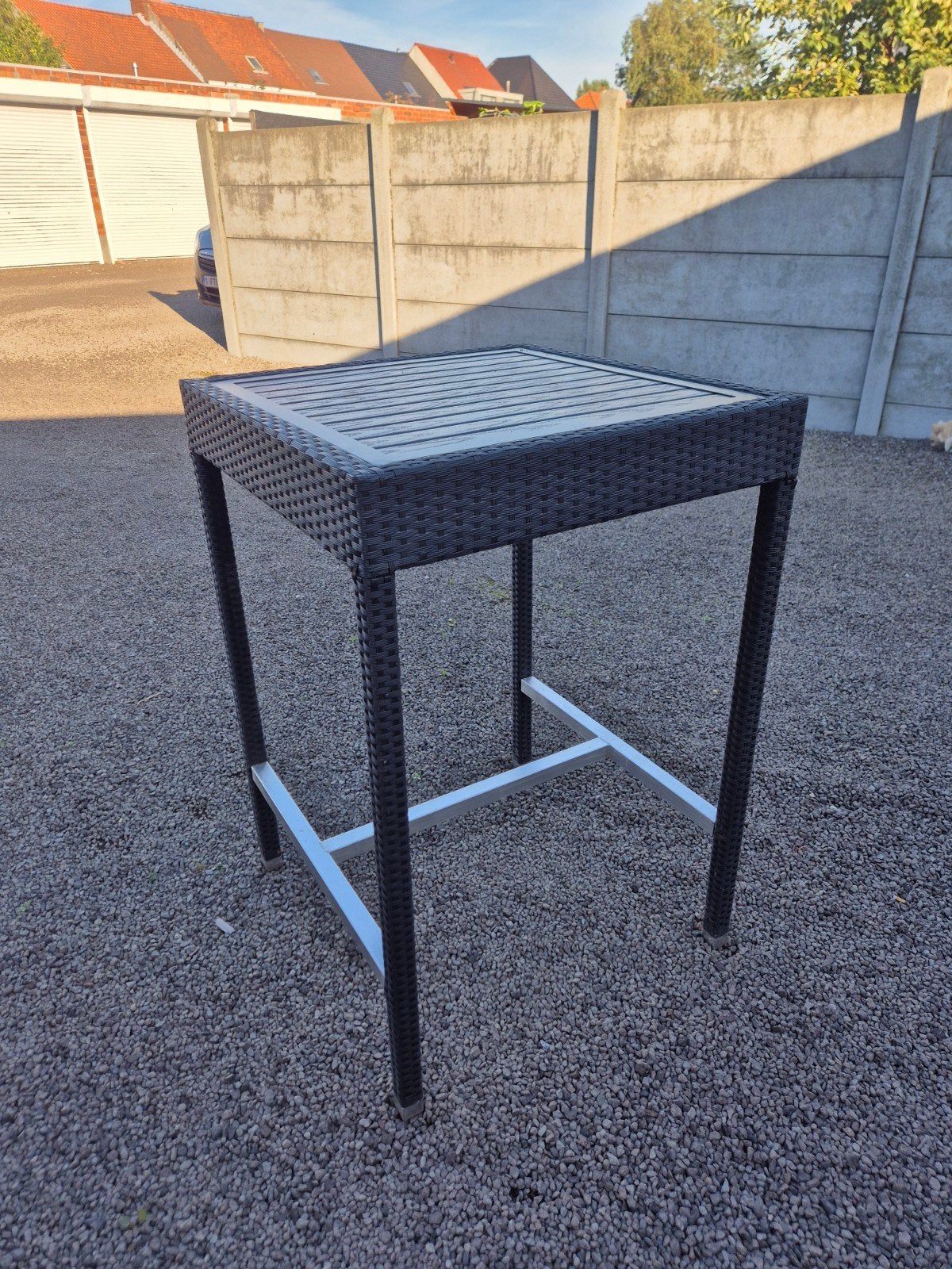 2 hoge tafels rotan met hoge stoelen, Tuin en Terras, Ophalen, Rotan
