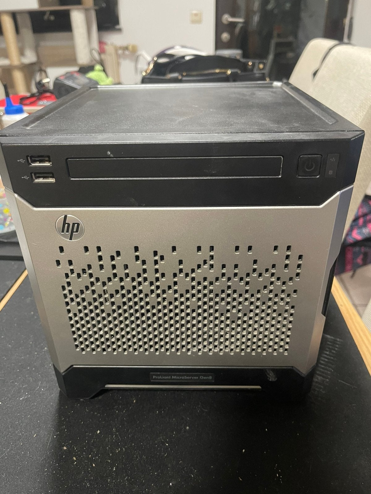 HP ProLiant MicroServer Gen8 — UPGRADÉ (Xeon + 16 Go RAM), Computers en Software, Servers, Hot swappable onderdelen, Ophalen of Verzenden