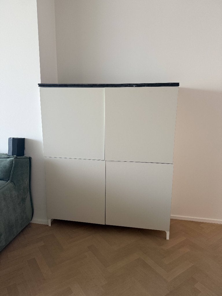 Ikea Besta kast wit beige 120x42x64 cm, Huis en Inrichting, Kasten | Wandmeubels, Ophalen, Met deur(en), Zo goed als nieuw, Minder dan 150 cm