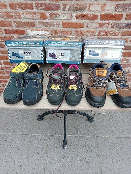 veiligheidsschoenen / werkschoenen voor dames 25€., Ophalen, Nieuw