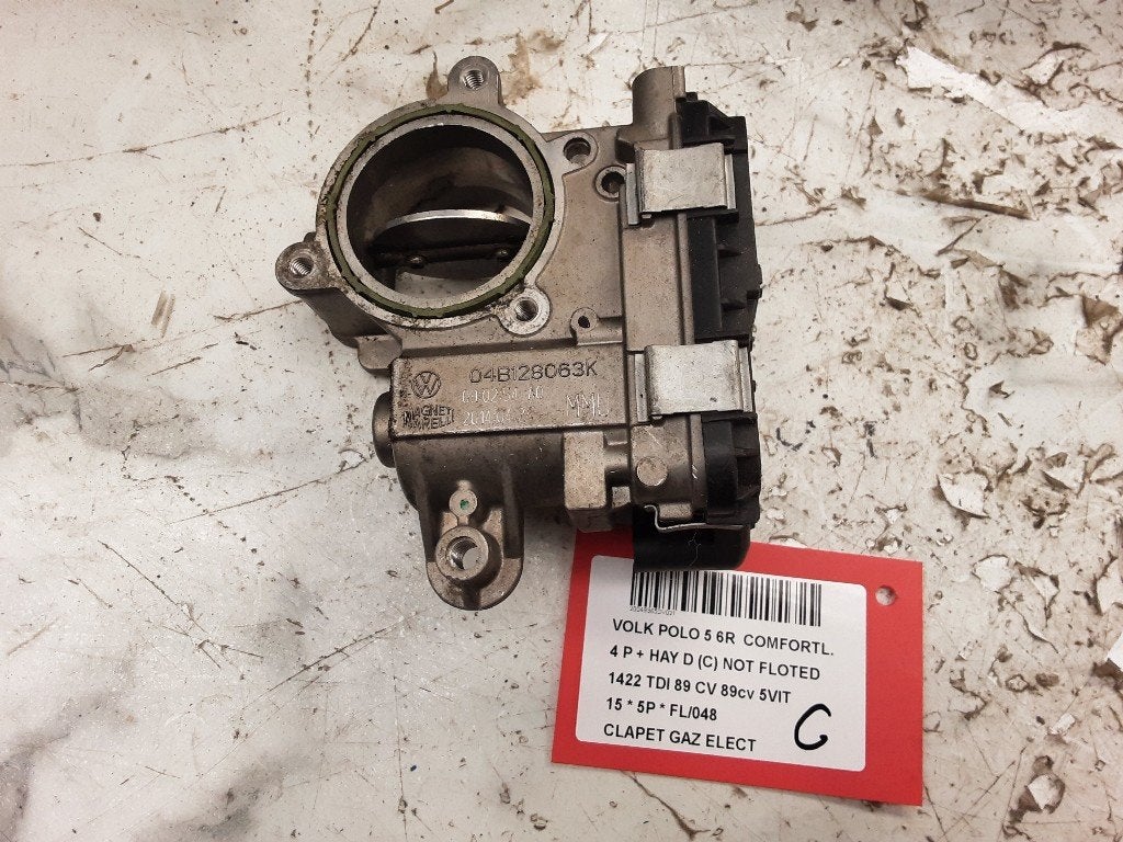 BOITIER PAPILLON Volkswagen Polo V (6R) (04B128063K), Volkswagen, Mevr. I. Hauben, Utilisé, Rue de l'Espoir 34 34
4030  GRIVEGNÉE, BE